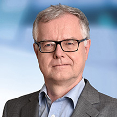 Dr. Martin Henke