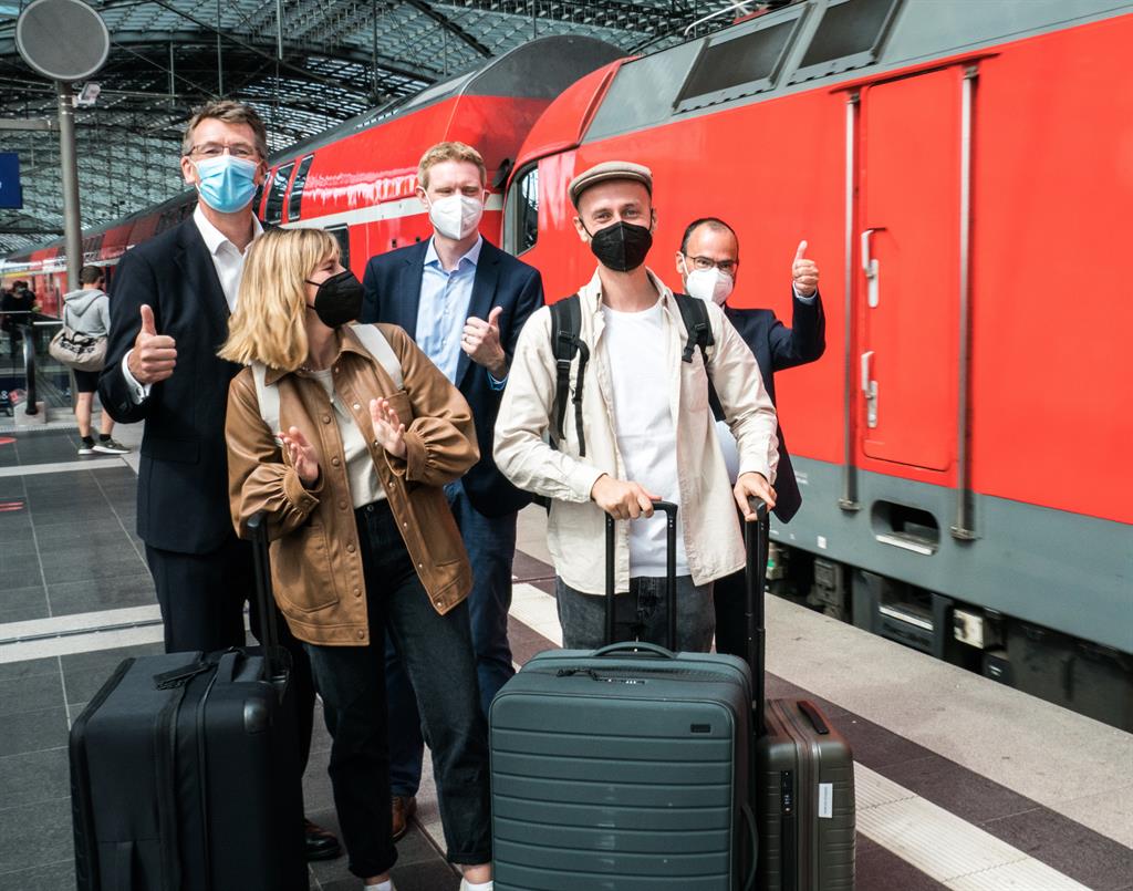 Die große Deutschland-Reise mit Bus und Bahn: Influencer-Aktion macht Lust auf Entdeckungstouren