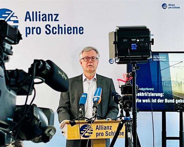 Pressekonferenz: Elektrifizierung: Bund muss Umsetzung vorantreiben | Foto: VDV